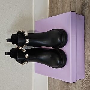 Madden Girl Honeyy Boots